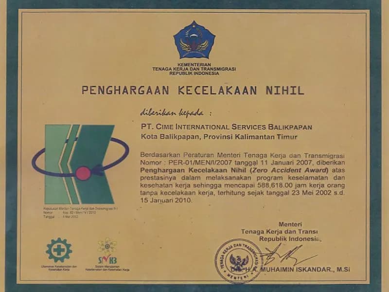 Zero Accident Award — 588,618 jam kerja